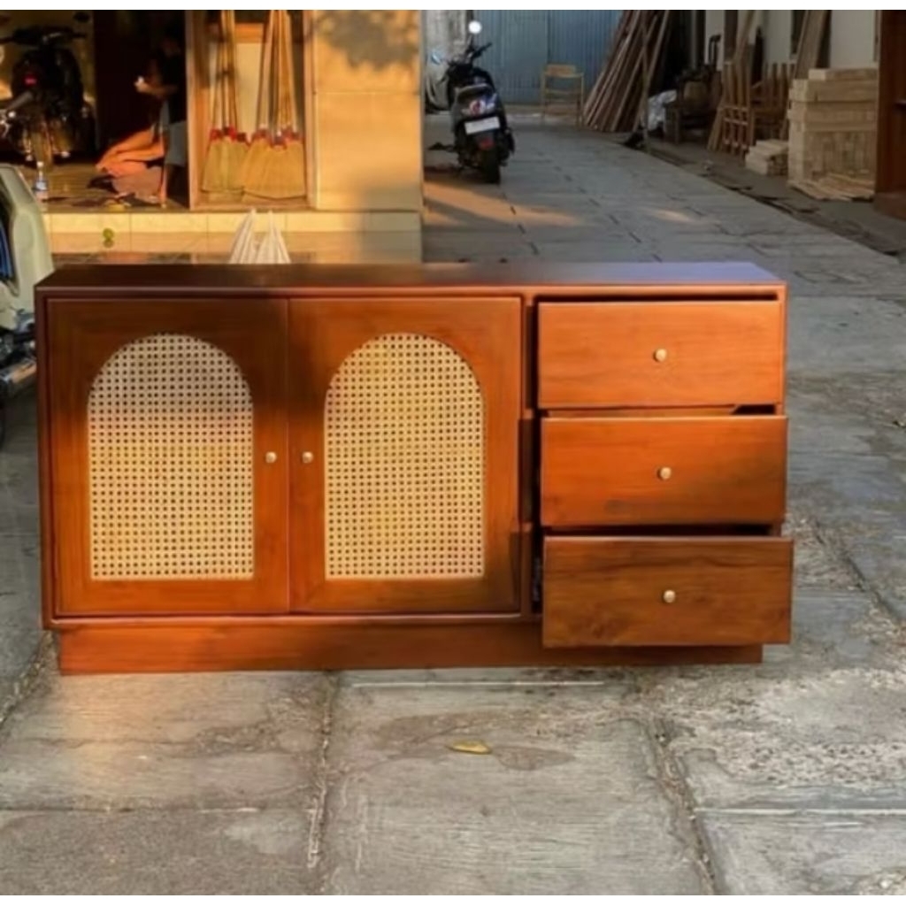 Bufet TV Minimalis Kayu Jati Kombinasi Rotan Bufet TV Kayu Jati Meja TV Kayu Jati