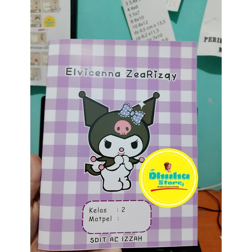 

Buku costum karakter perempuan kuromi cinamoroll
