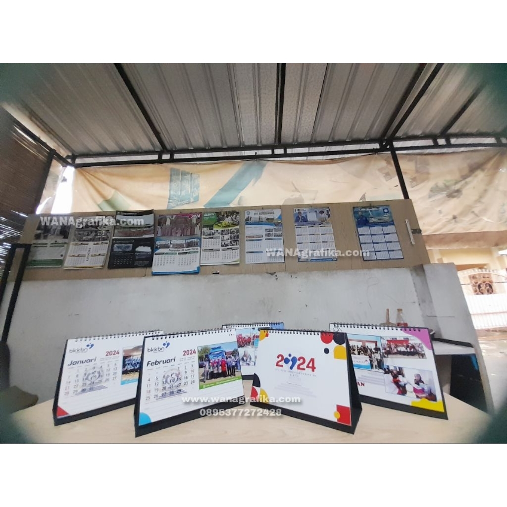 

custom kalender meja desain bebas