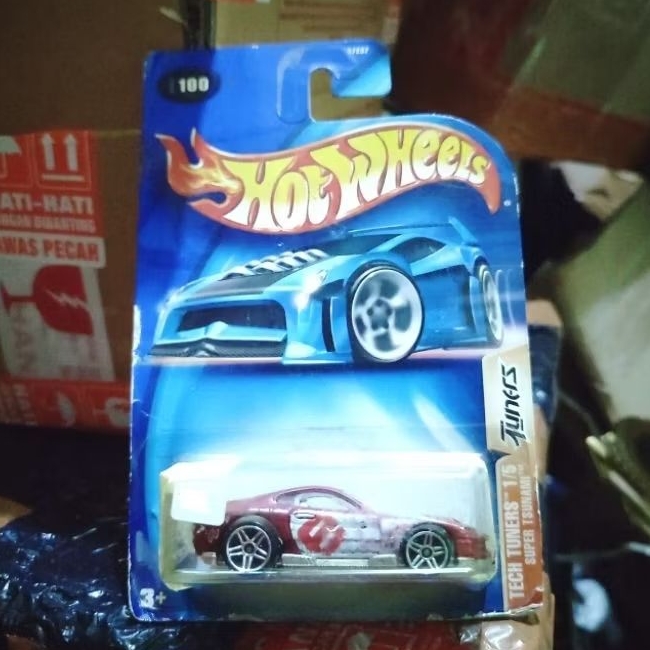 Hot Wheels Super Tsunami Tech Tuners diecast