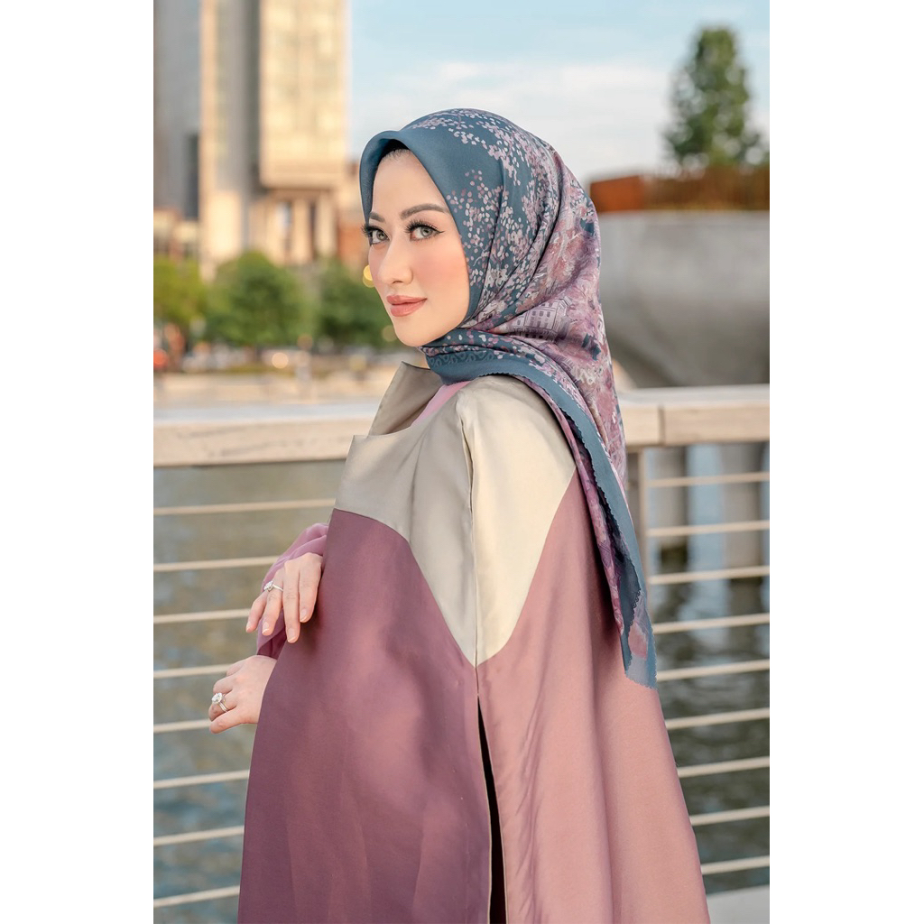 Buttonscarves New York 3 series Harlem