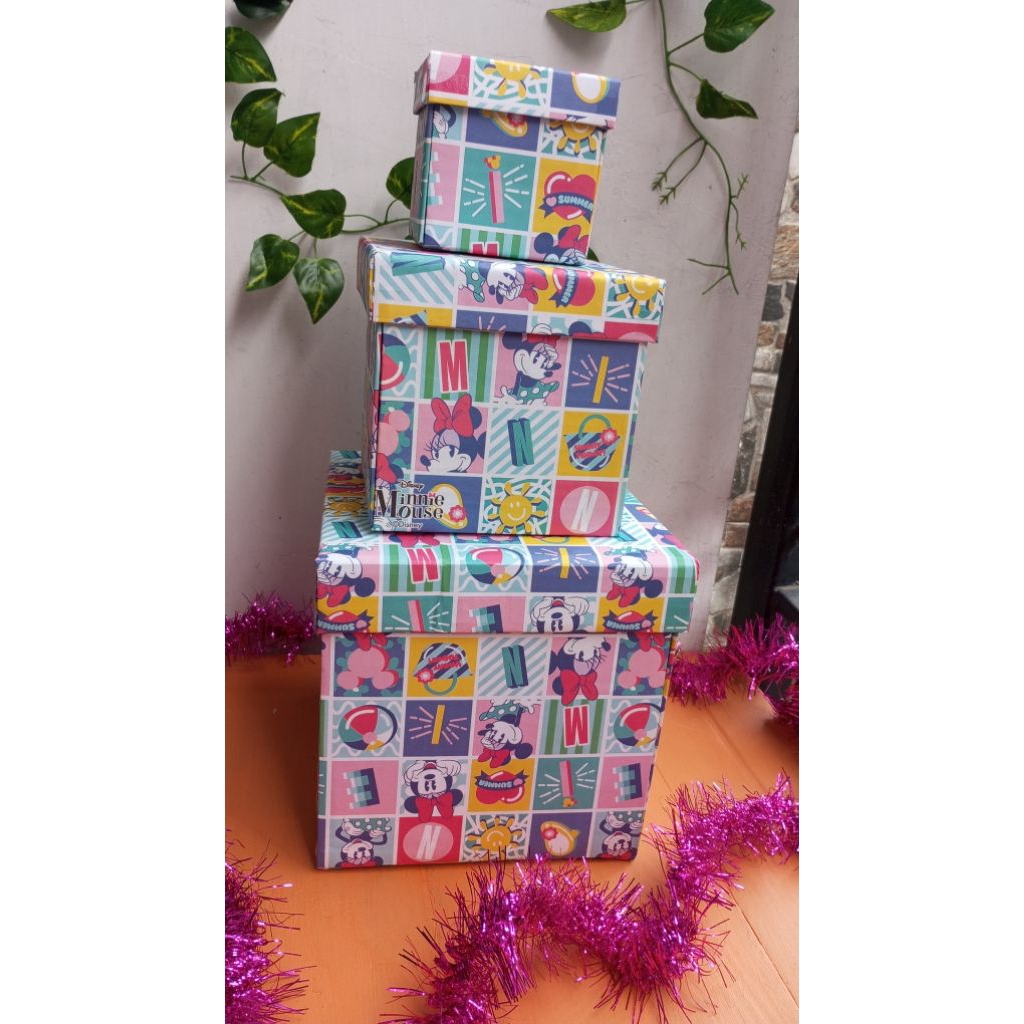 

Box surprise 3 layer