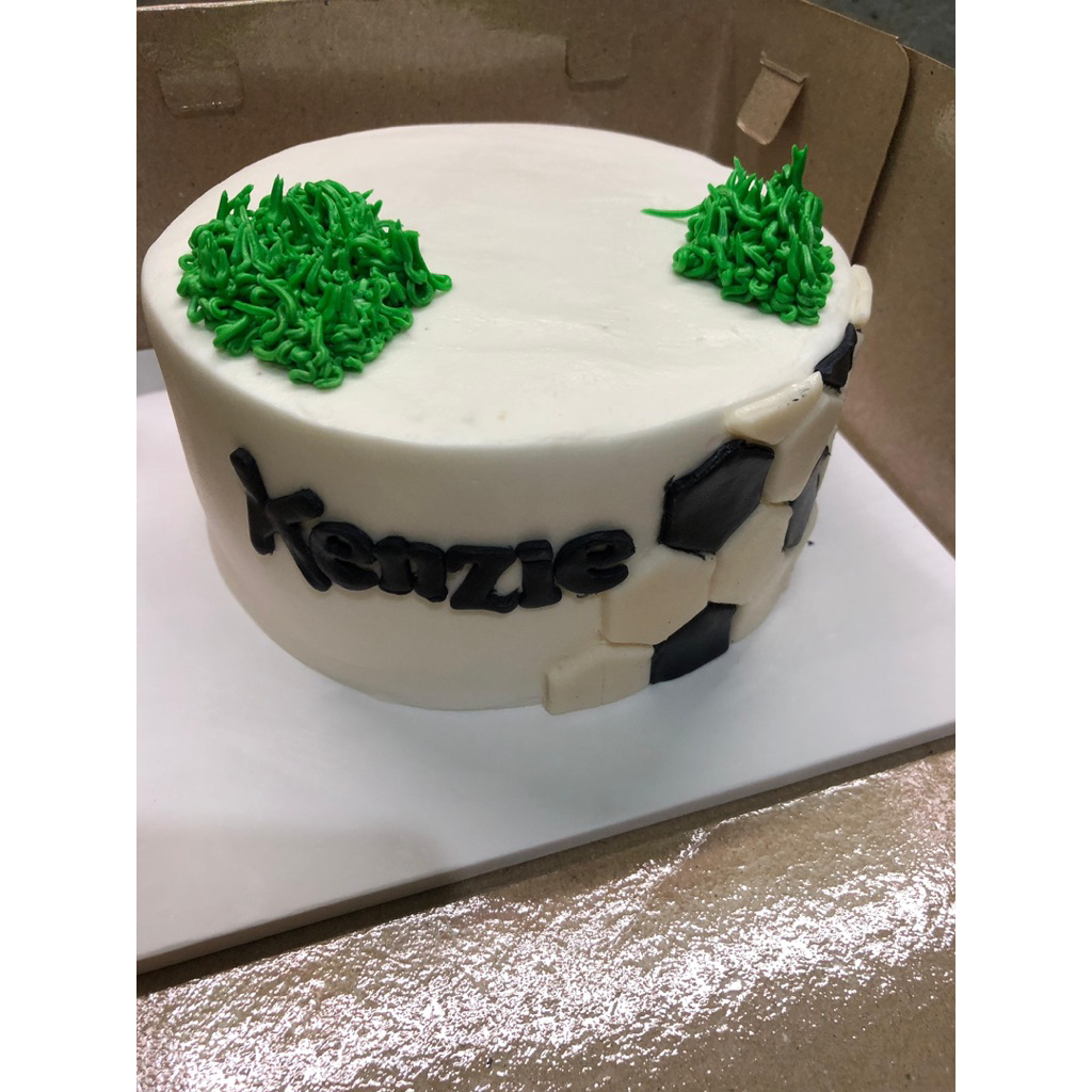 

kue TEMA BOLA UK16