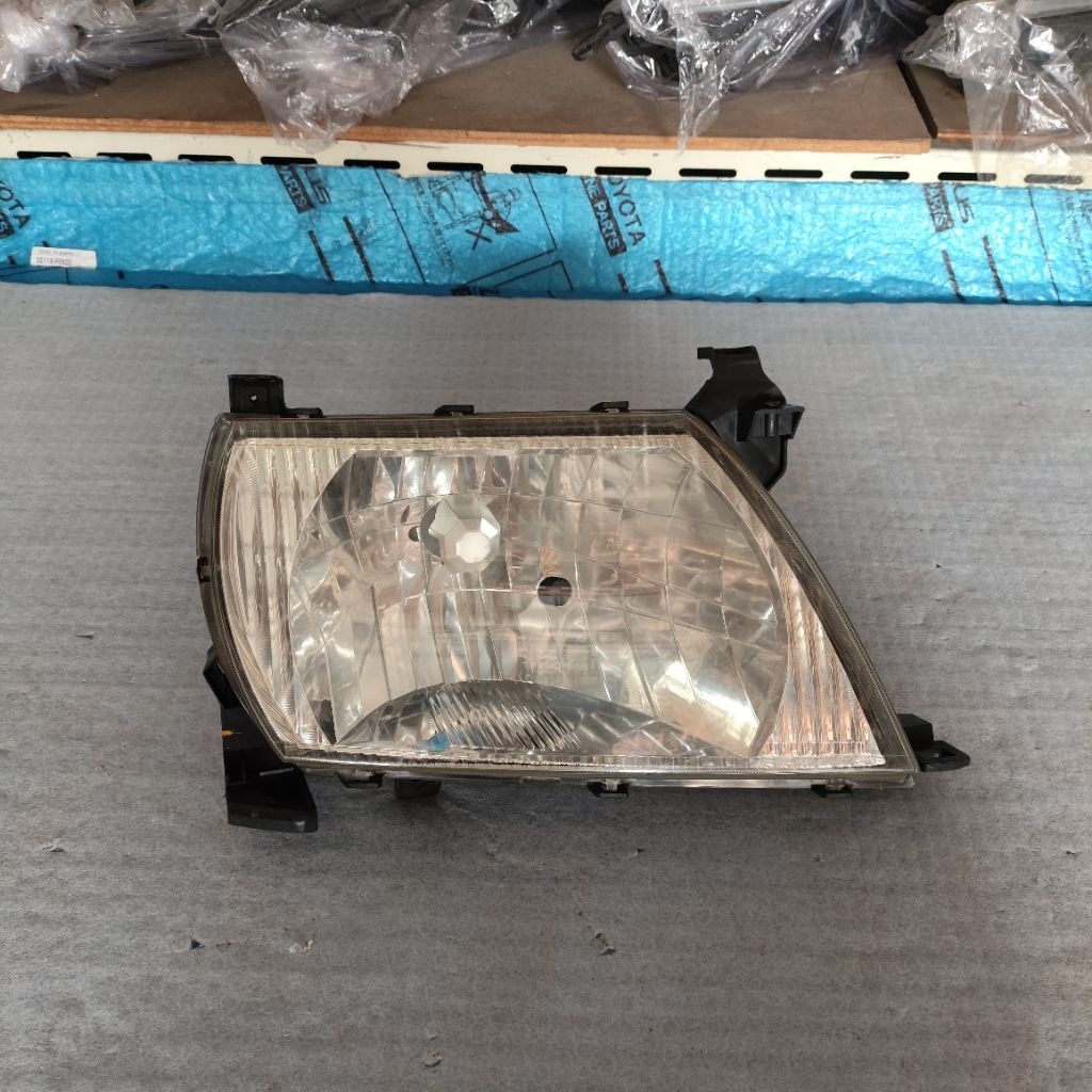 Headlamp Lampu Depan Mobil Kijang Lgx 2003 2004 2005 Original Kanan