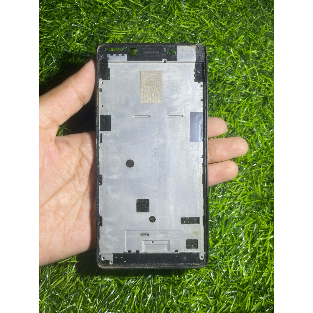 FRAME LCD DUDUKAN LCD LENOVO A6000 ORIGINAL COPOTAN