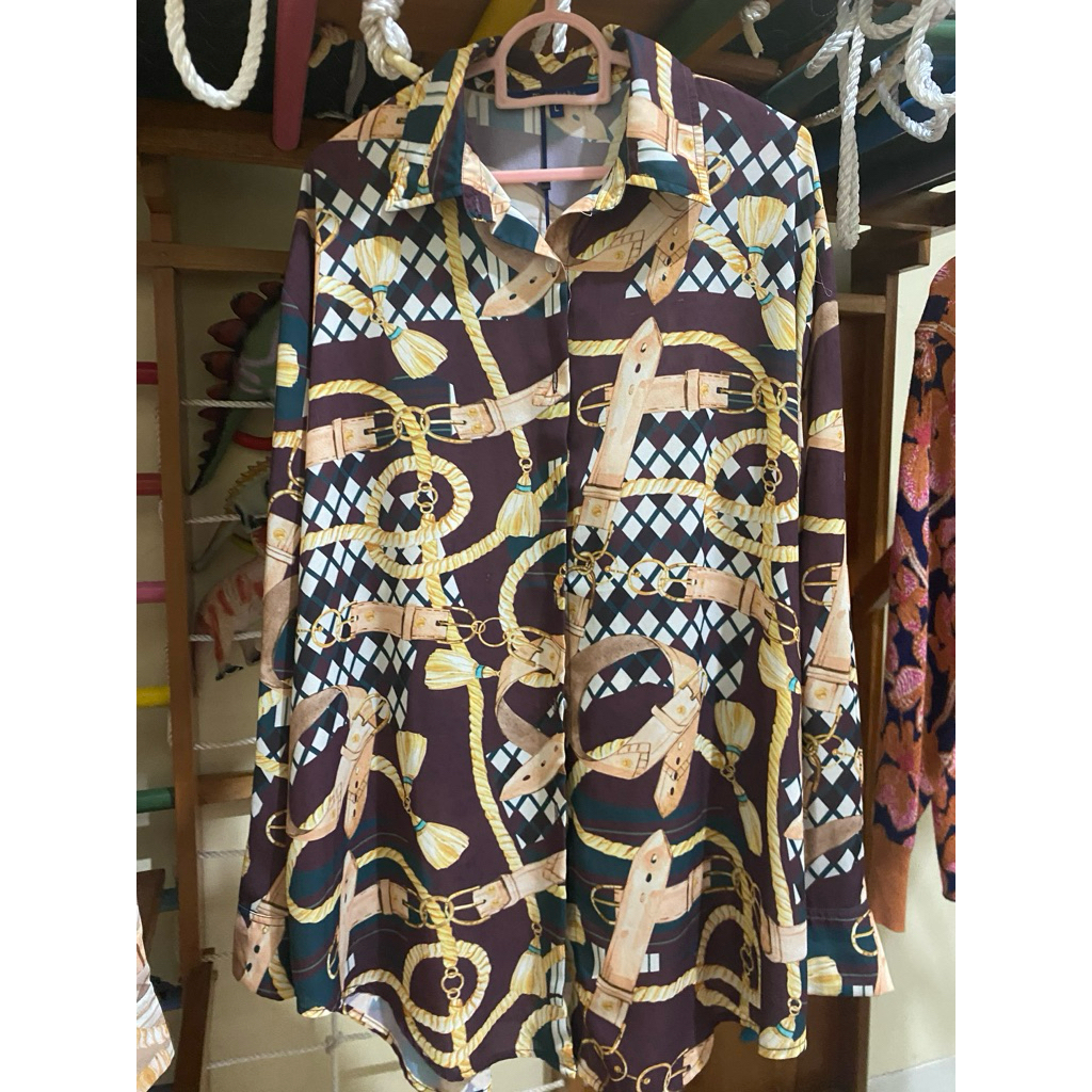 prelove benang jarum the chain la bella satin shirt maron