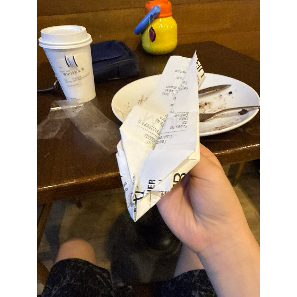 

READY PAPER PLANE FLYING TOYS FROM PAPERS