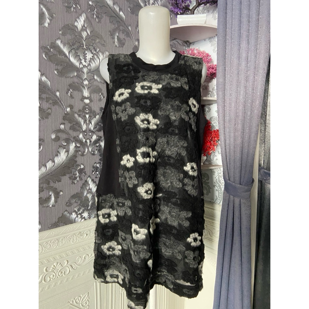 Preloved Dress Rajut Bulu Hitam