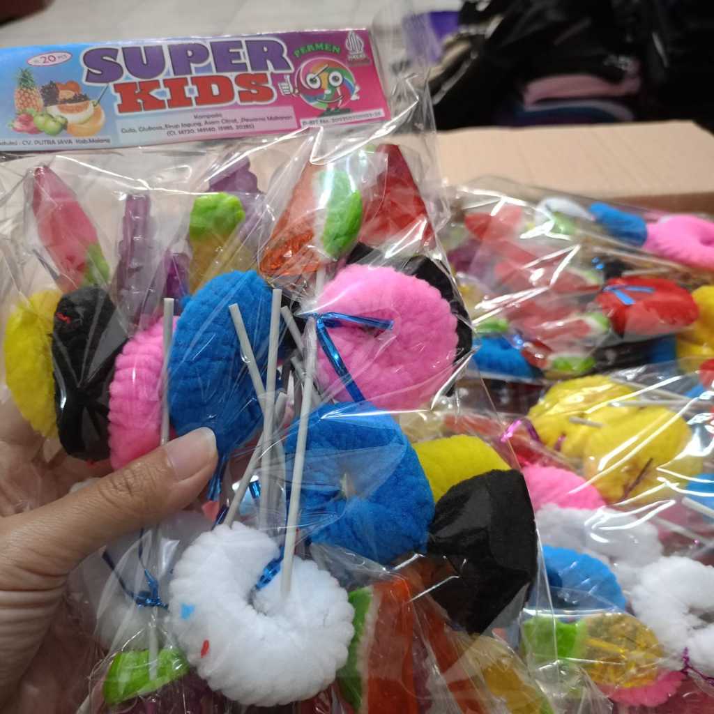 

PERMEN LOLIPOP BUAH SUPER KIDS 1 KARTON BERHADIAH IKAT RAMBUT (Langsung dari pabriknya)
