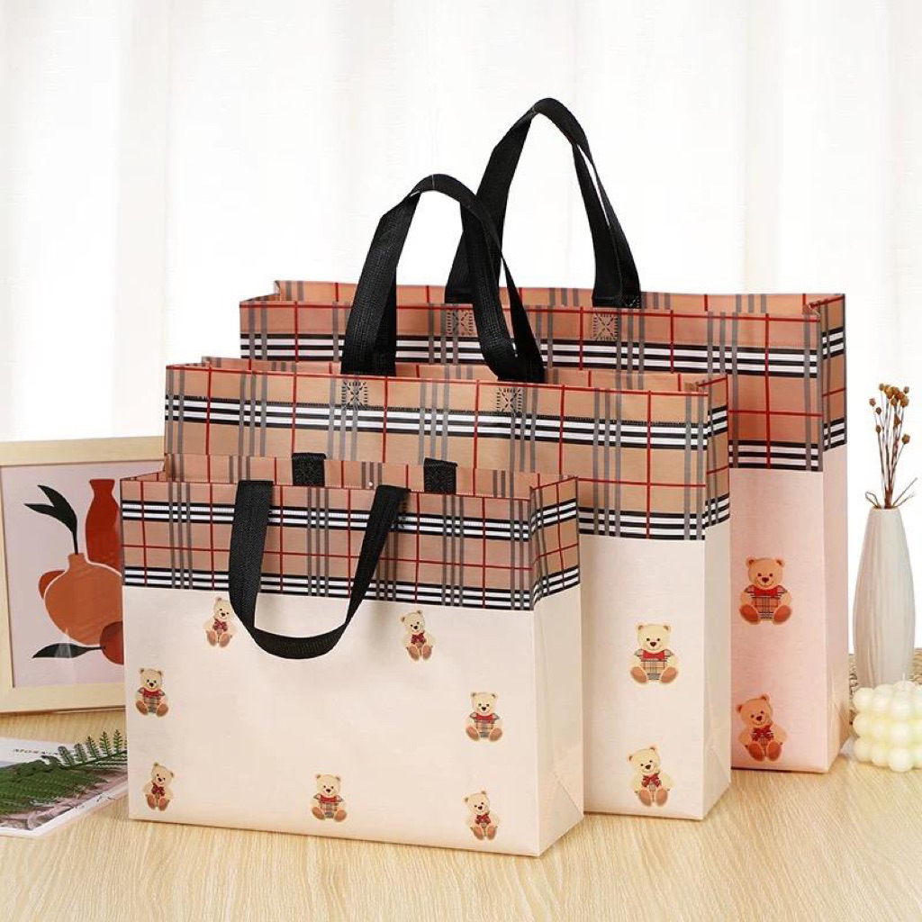 

Goodie Bag | Tas Belanja | Tas Souvenir | Tas Jinjing