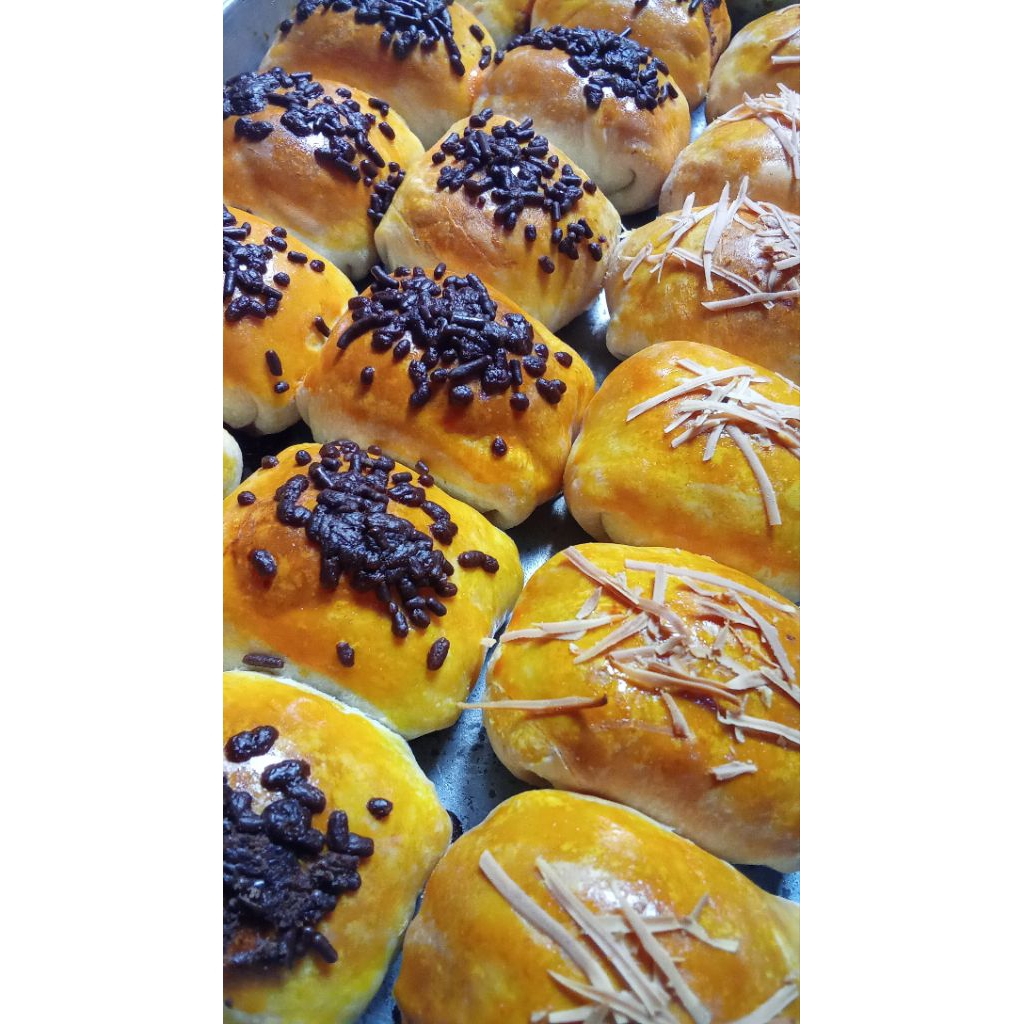 

BOLEN PISANG MOIST LUMER 10pcs