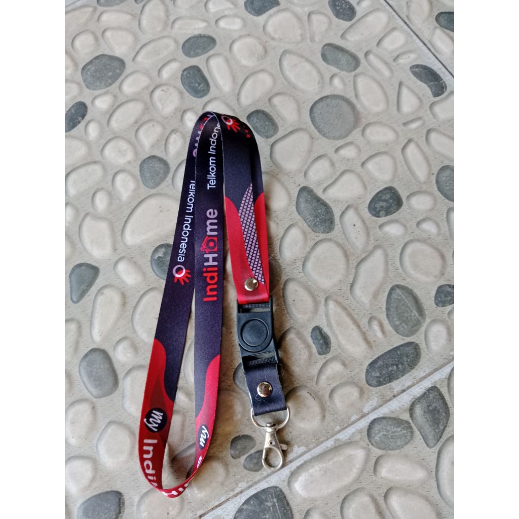 

termurah IndiHome telkom Indonesia hitam merah tali idcard layer