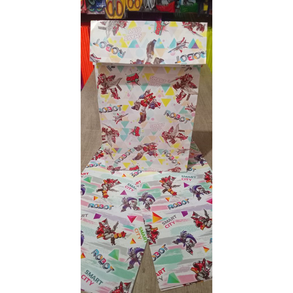 

Kertas Kado Instan Motif Cowok "Merk Kiky" Ukuran (42cmx21cmx10cm)