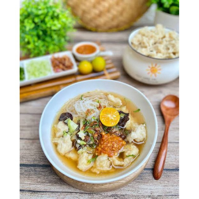 

tekwan kering atau tekwan goreng bumbu basah kejual terpisah cek etalase