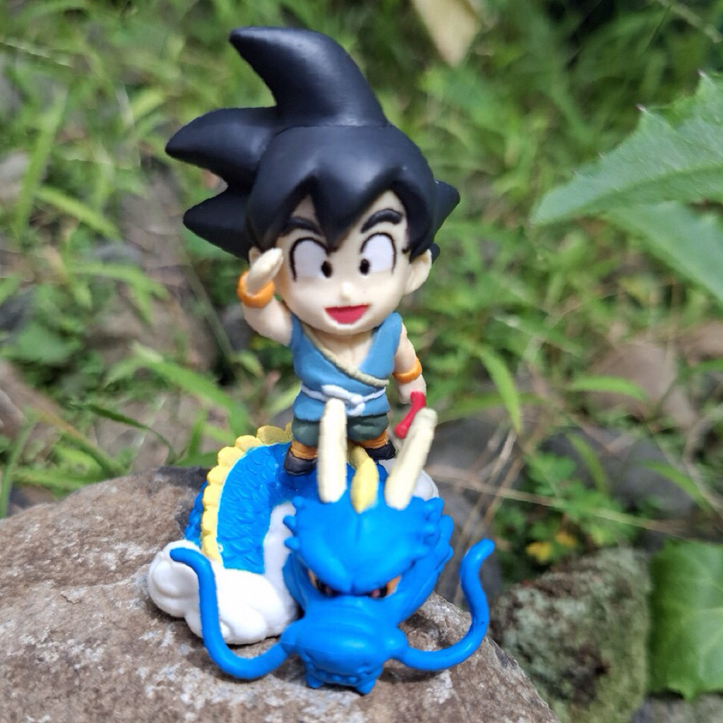 ACTION FIGURE DRAGON BALL GOKU & BLUE SHENLONG