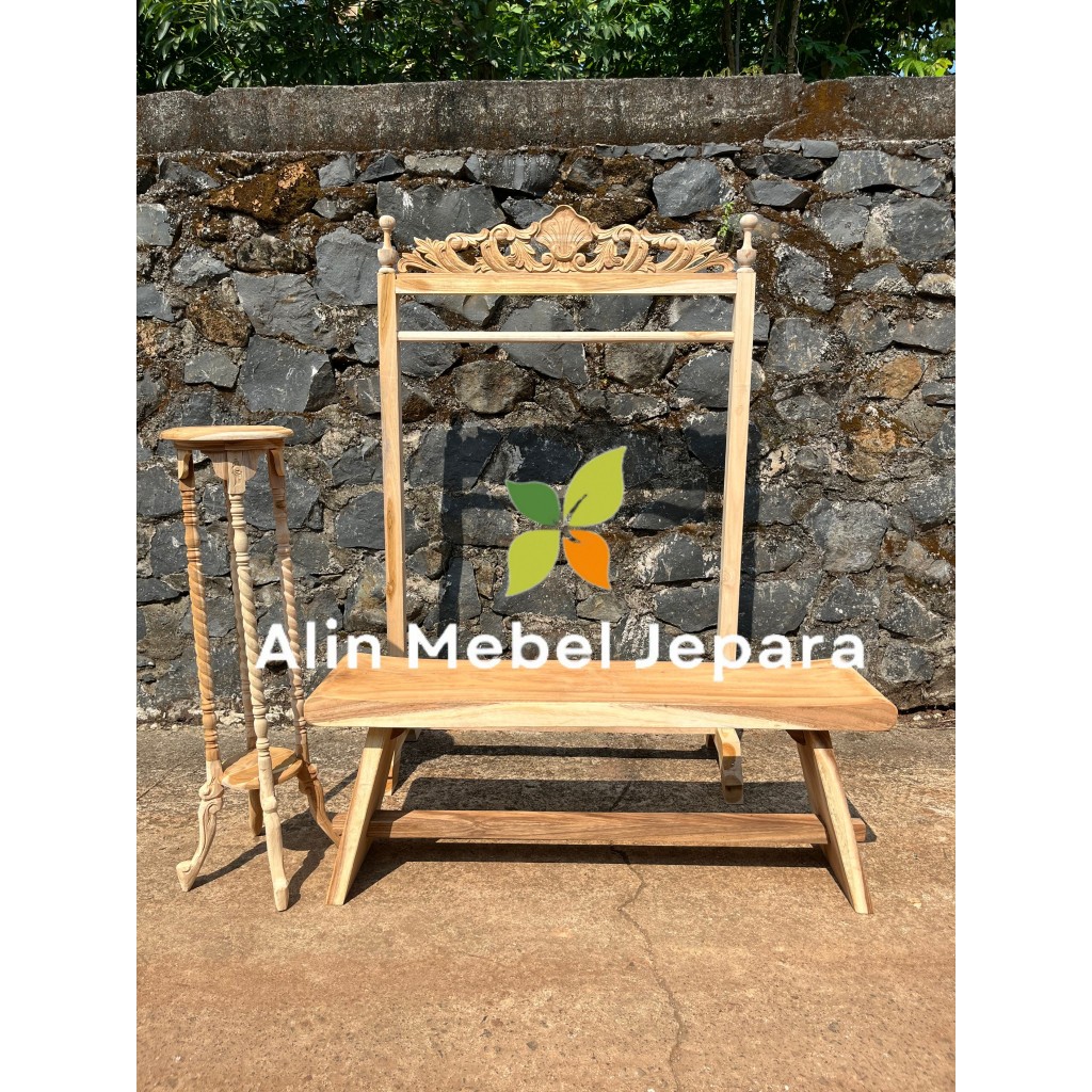 Set Properti Studio Foto, Kursi Studio, Meja Studio, Gantungan Batik, Properti Studio Foto