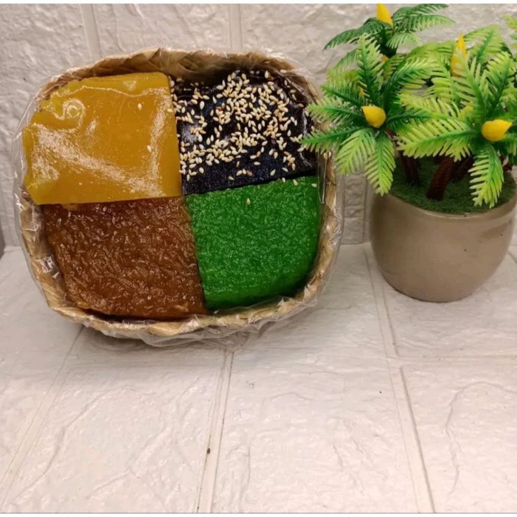 

PROMO !! 4 VARIAN RASA jenang hitam, wajik pandan,jenang labu dan wajik original khas BLITAR