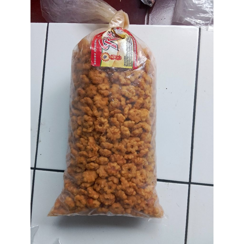 

sakura ribut 1kg Snack pedas gurih renyah