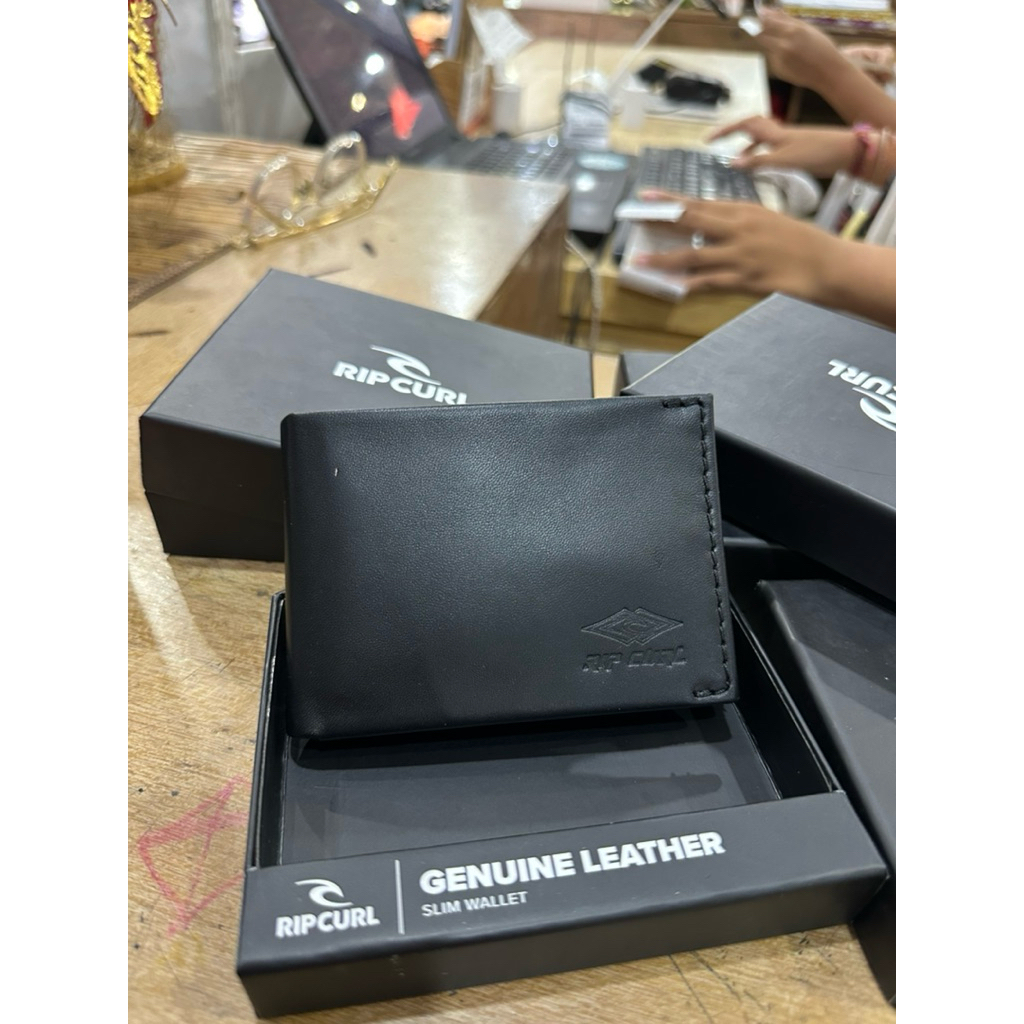 DOMPET SLIM PRIA BLACK RIPCURL