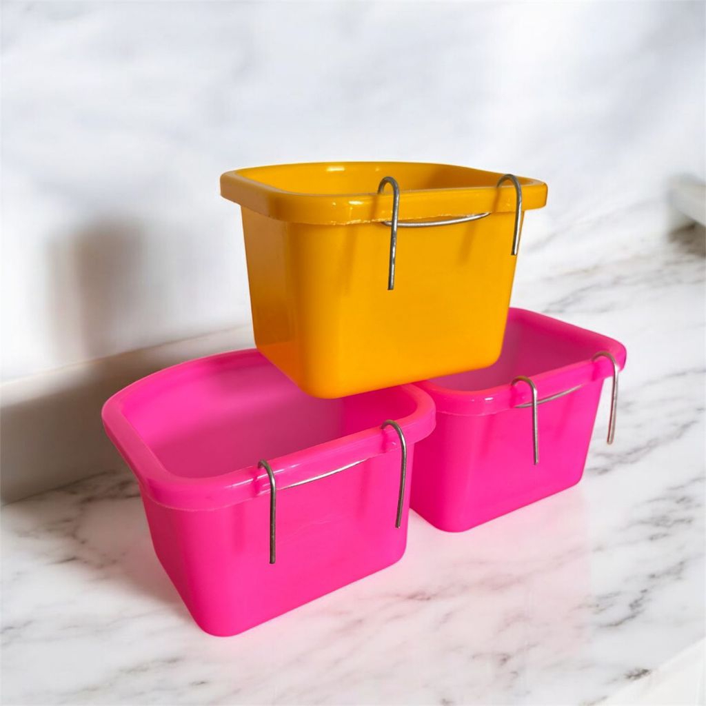 Tempat minum kucing burung ayam kawat besi