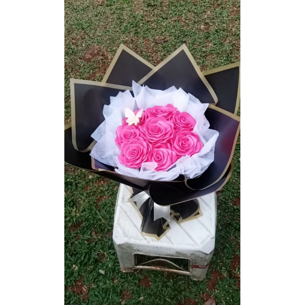 

Buket Bunga Pita Satin 8Tangkai