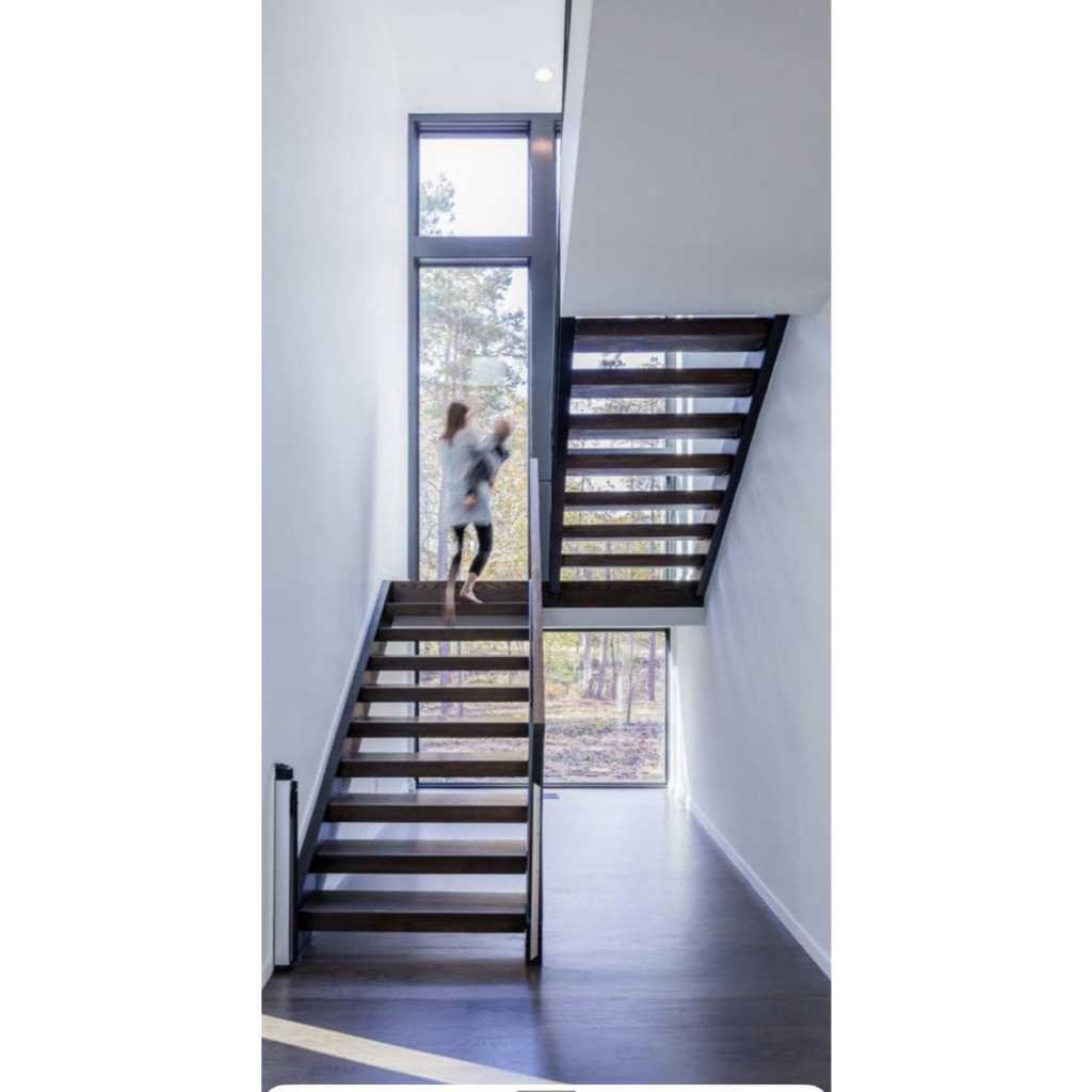 Tangga besi step plat bordes