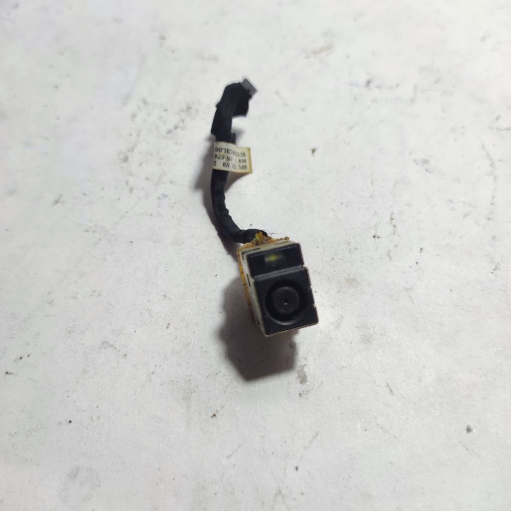 Colokan Original Jack Power Jack DC Laptop Hp 1000