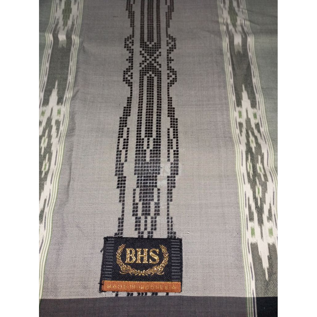sarung bhs type sin full sutra spunslik 210/2 second
