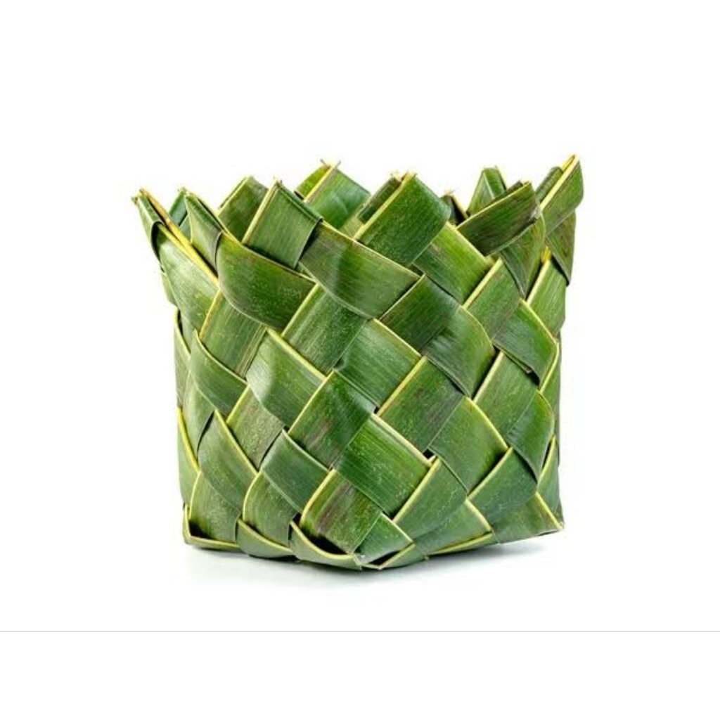 keranjang daun kelapa/anyaman daun kelapa