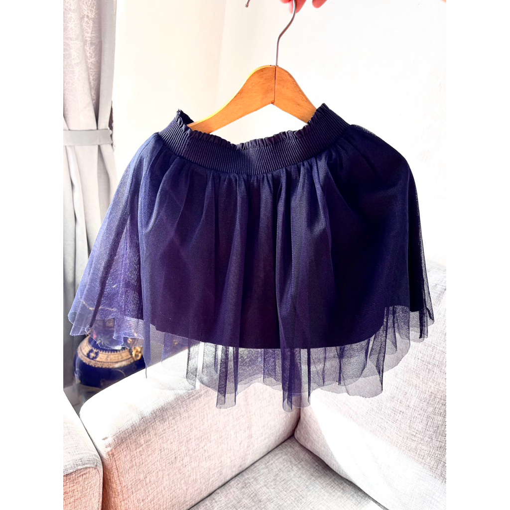Preloved setelan uniqlo/ Rok tutu Uniqlo anak perempuan/ rok tutu anak