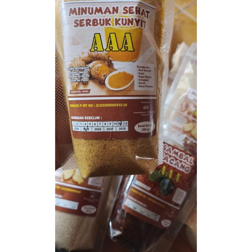 

Serbuk instan kunyit/sari kunyit