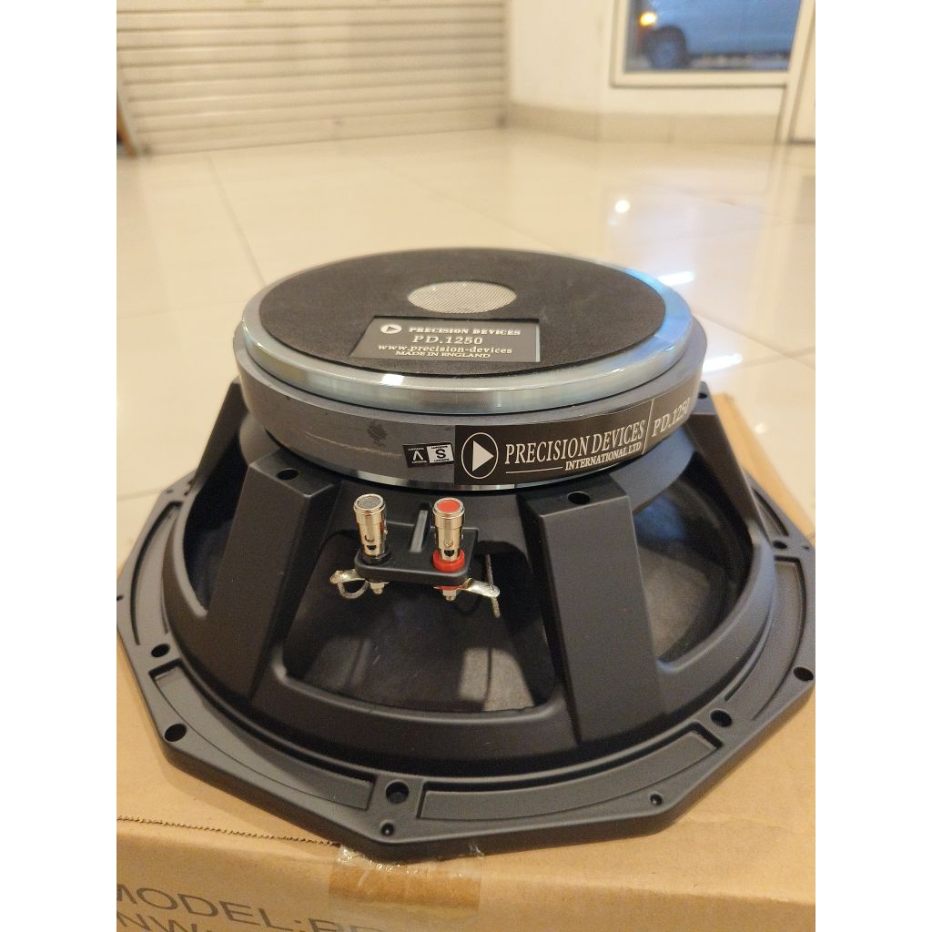 SPEAKER KOMPONEN WOOFER PRECISION DEVICES PD.1250 12 INCH 8 OHM MADE IN ENGLAND
