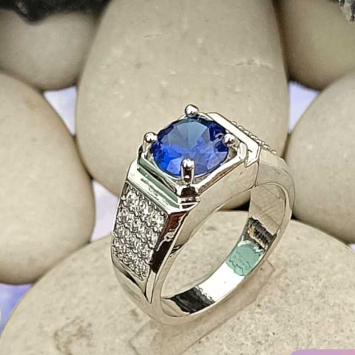 Cincin Pria dengan Batu Zircon Model Permata Elegan untuk Pria Modern