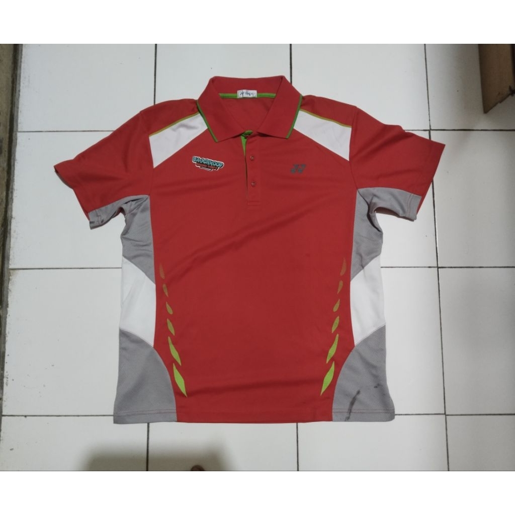 Kaos kerah Yonex