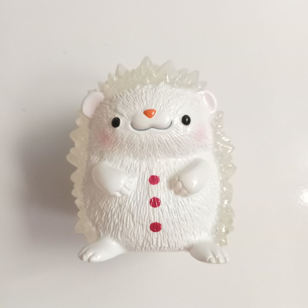 sofubi hogkey crystal hedgehog christmast white