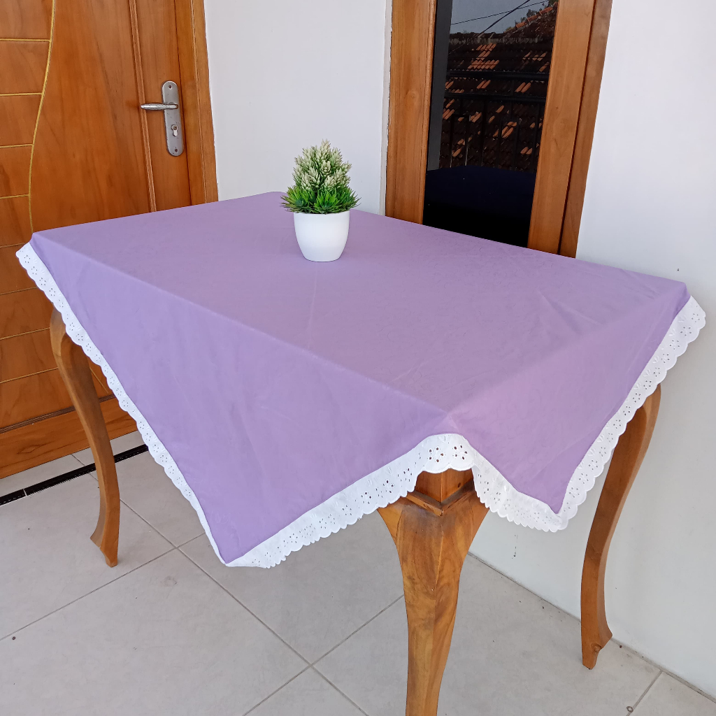 TAPLAK MEJA RENDA UKURAN 120X120 CM