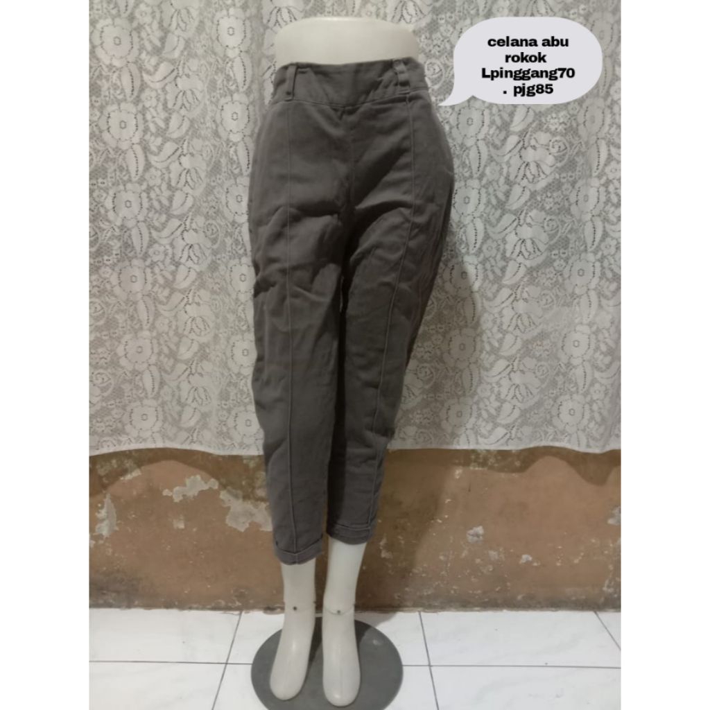 baju preloved  celana abu rokok