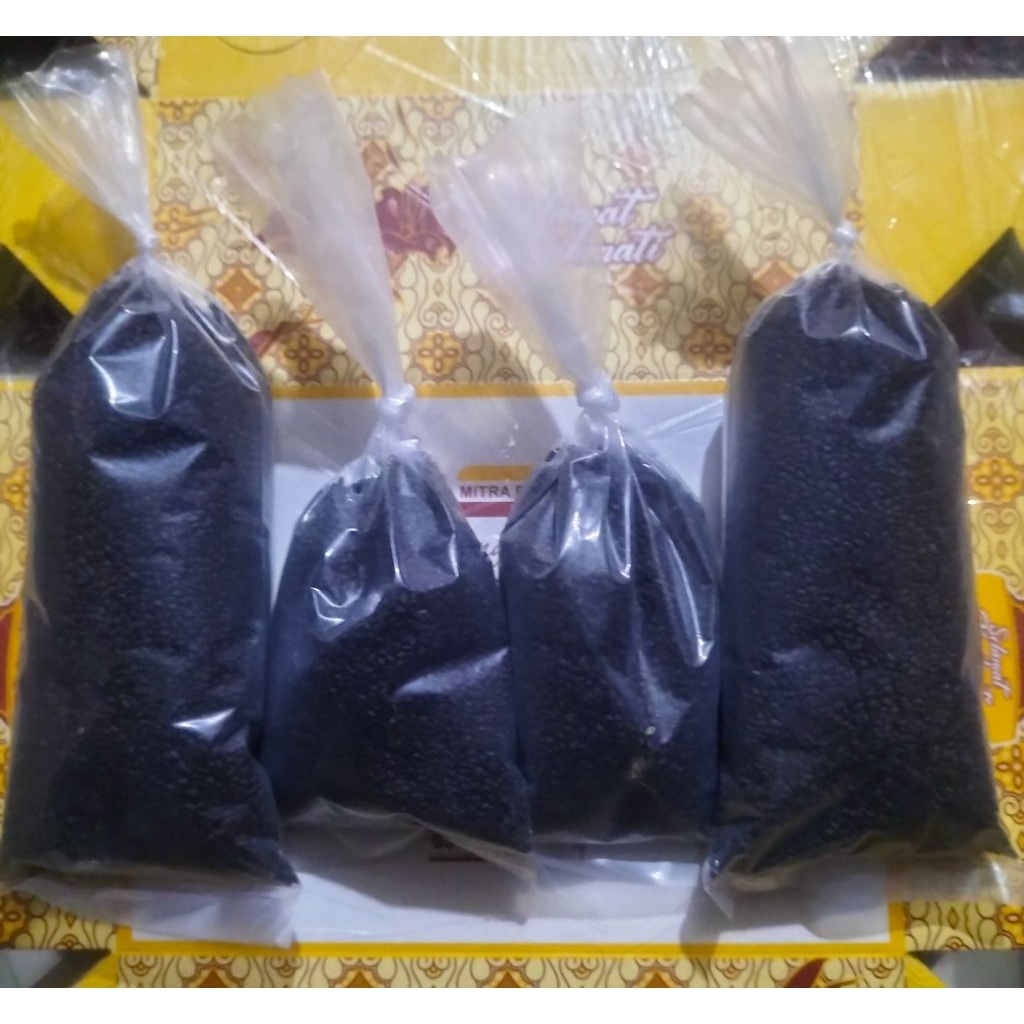 

biji selasih repack 50g & 100g