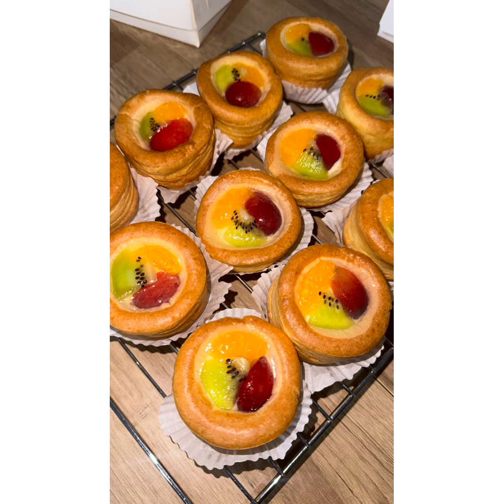 

Soes Buah / Sus Buah / Soes Vanilla Bintaro