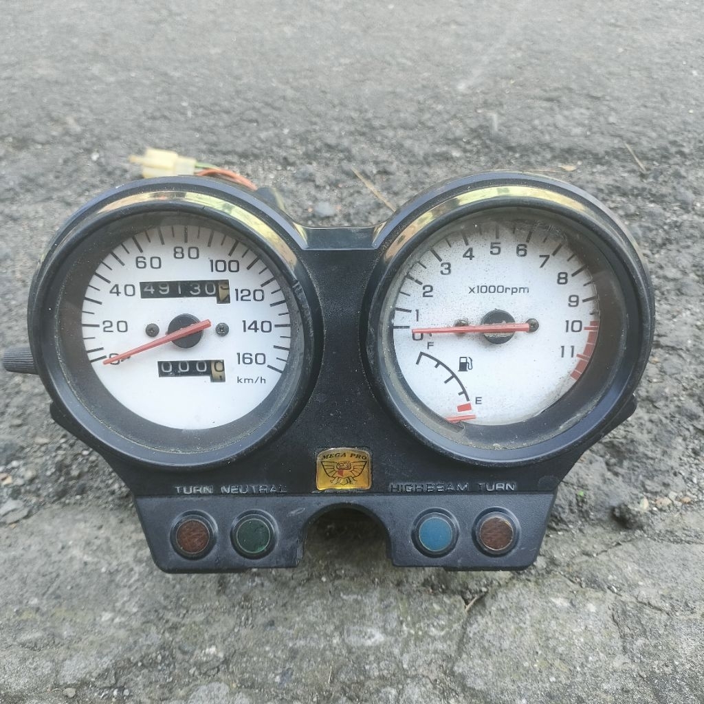 Speedometer Megapro lama Megapro Hiu MP lama