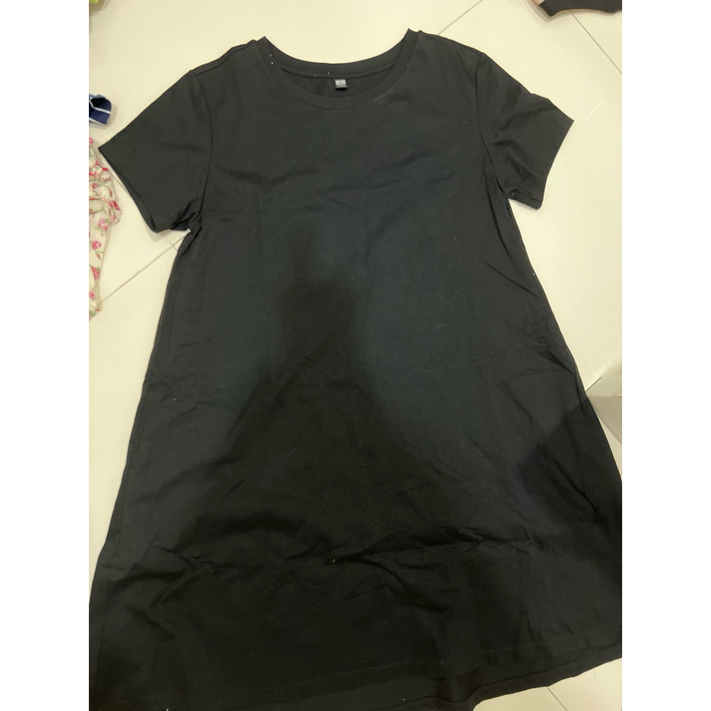 Uniqlo Dress T-Shirt