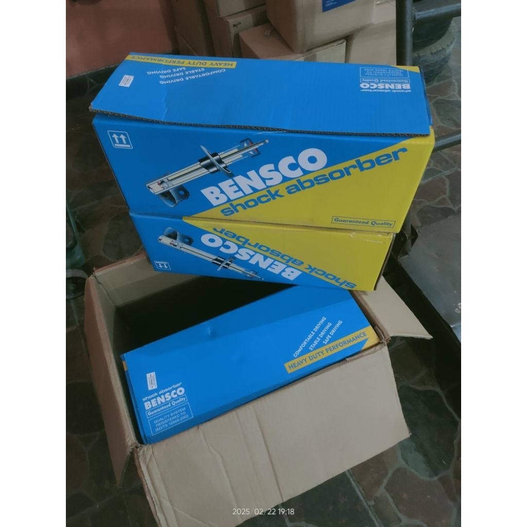 shock breaker depan Suzuki AERIO