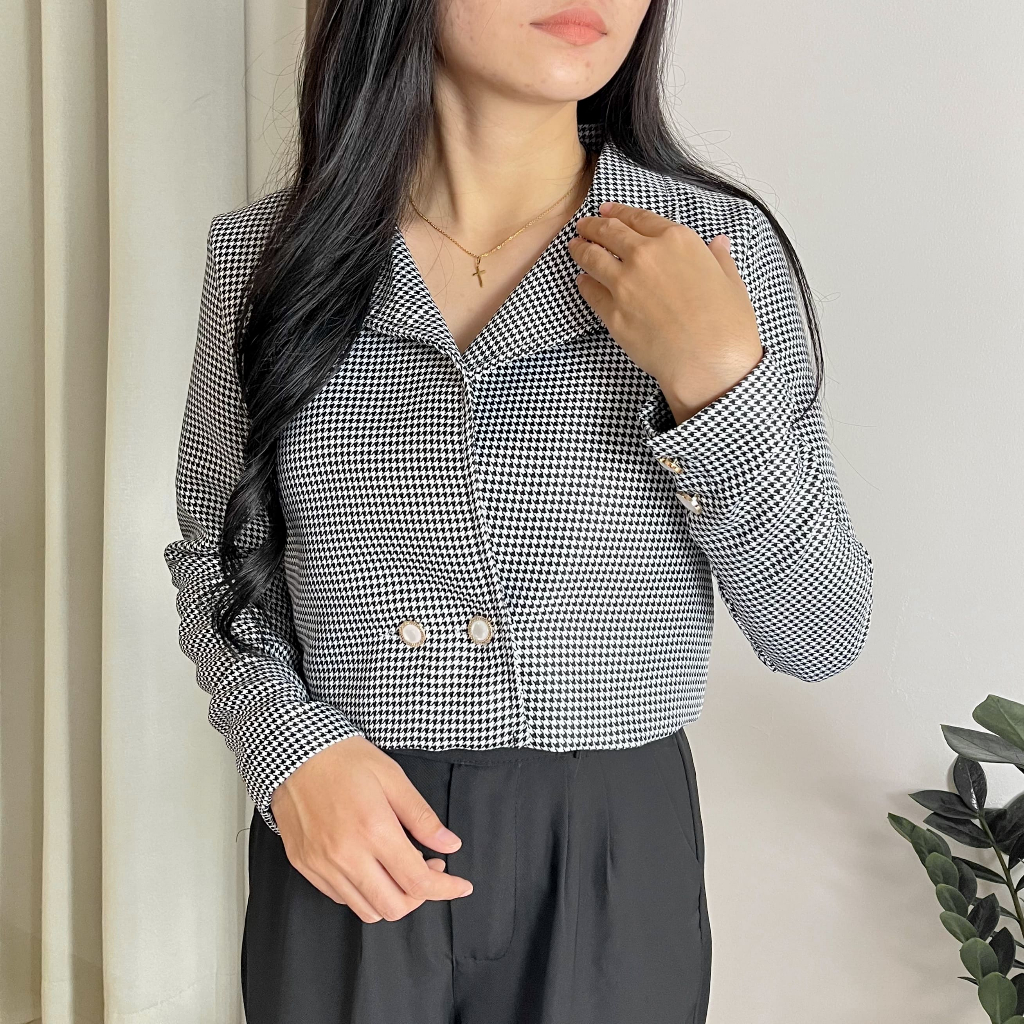 KALVERA Elara Tweed Blazer Crop - Blazer Crop Wanita Bahan Tweed Model Korean Style