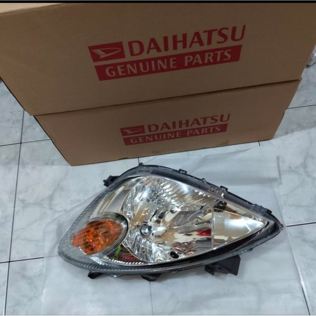 Headlamp Lampu depan avanza xenia 2006 2007 2008 2009 2010 2011 vvti original