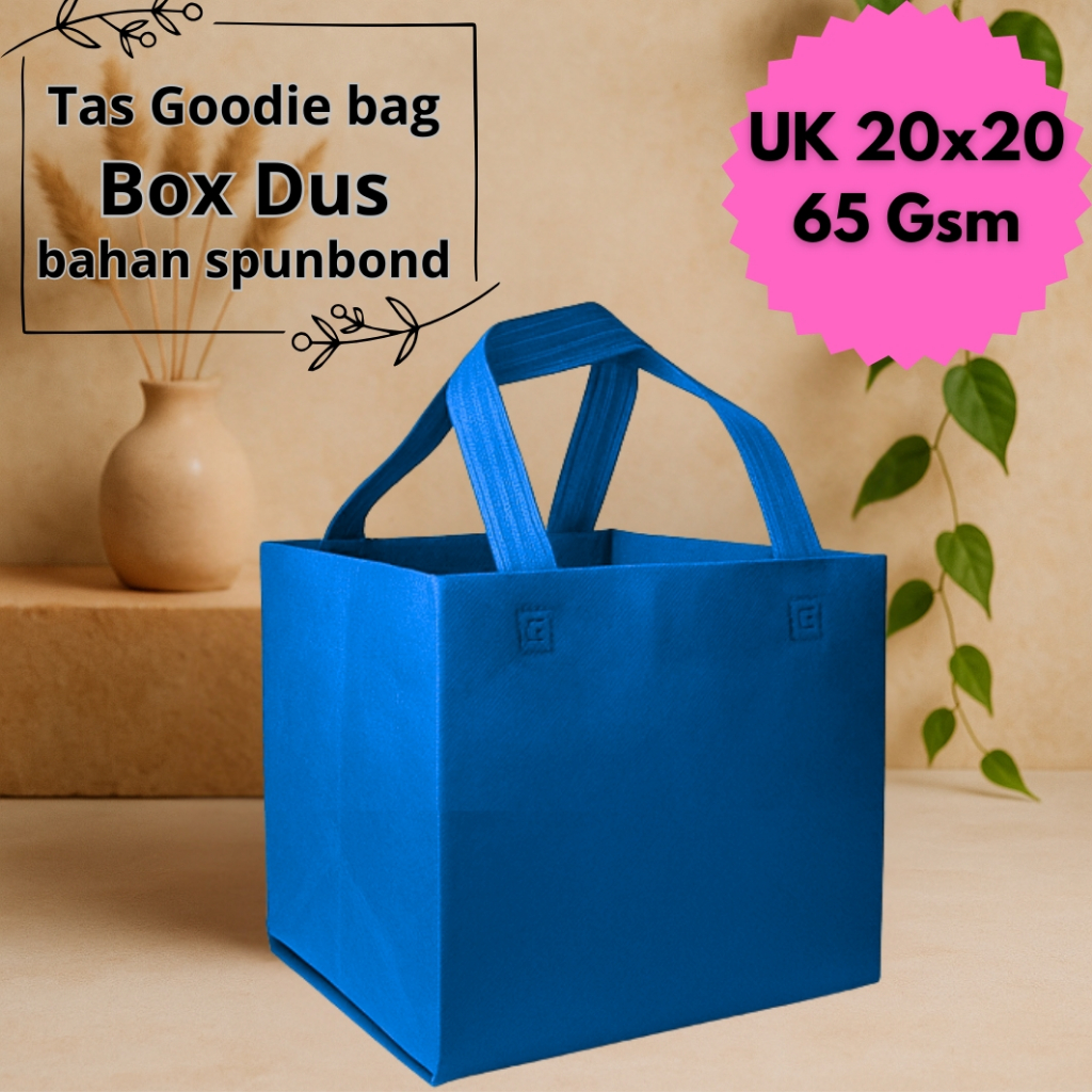 

Tas goodie bag Box Dus | Bahan spunbond (1 Lusin isi 12 PCS) Tas Box Dus pres UK (20x20) 65 Gsm | Tas Kotak Nasi | Tas Box Hajatan DLL