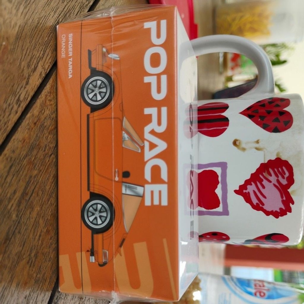 pop race singer targa orange