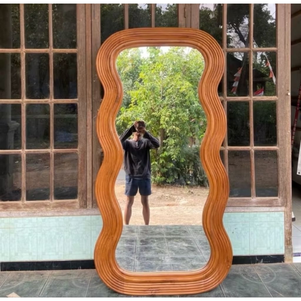 Standing Mirror Minimalis Kayu Jati Cermin Kayu Jati