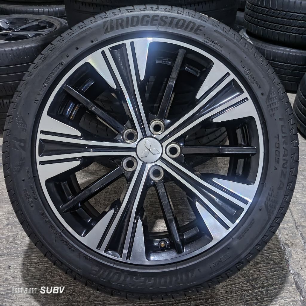 Velg Original Eclipse Cross R18 Set Ban Bridgestone Turanza T005