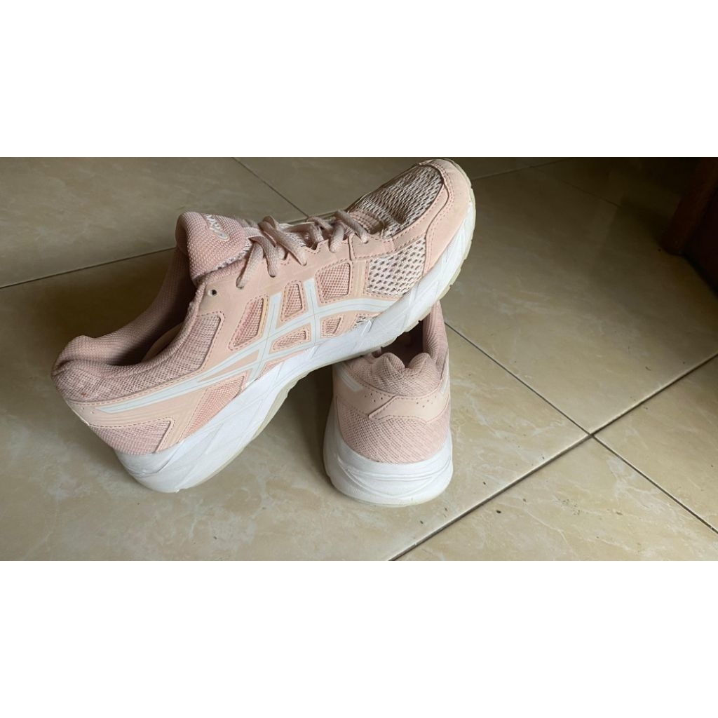 Sepatu Cewel Asics Gel Contend 4