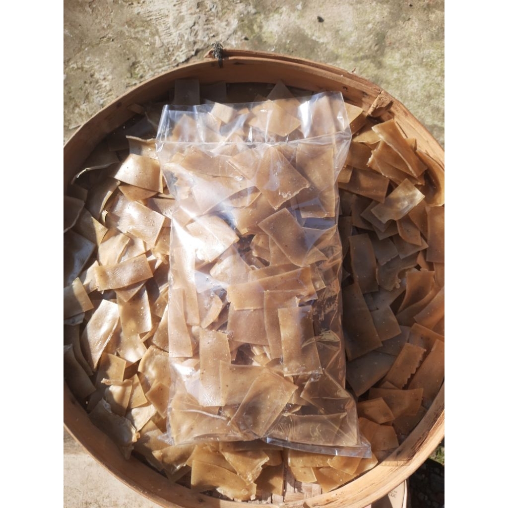 

Kerupuk Bawang Mentah Kemasan 1kg